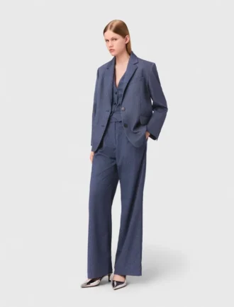 Blazer de fato estruturado com strass