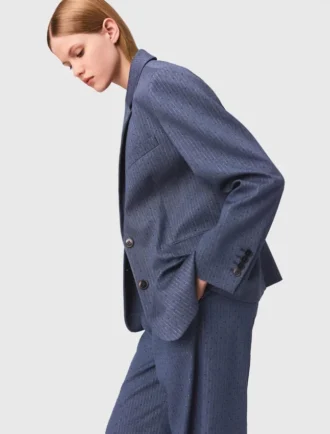 Blazer de fato estruturado com strass