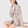 Blazer de fato às riscas com strass