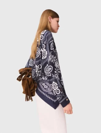 Blusa com estampado bandana
