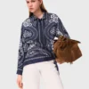 Blusa com estampado bandana