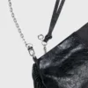Bolsa Miss M Pouch em couro envernizado