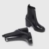 Bota Chelsea de couro com salto