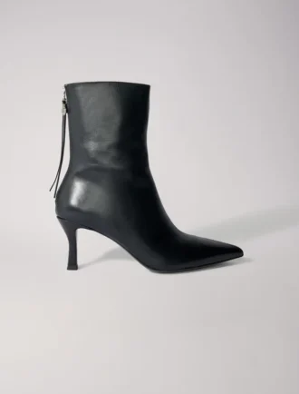 Botas de cano curto em pele