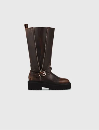 Botas de motoqueiro em pele