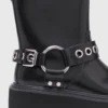Botas de motoqueiro em pele