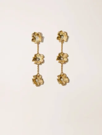 Brincos com flores