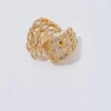 Brincos com strass