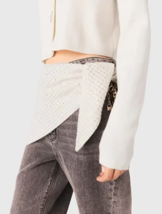 Cachecol triangular de lã com strass