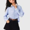 Camisa com gola removível com joias