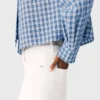 Camisa com strass e gravata removível