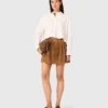 Camisa curta com contas