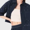 Camisa curta com tachas