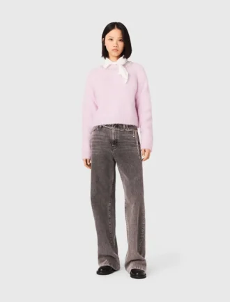 Camisola com gola decorativa
