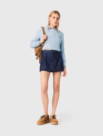 Camisola com laços com joias nas costas