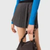 Camisola tipo segunda pele com gola alta