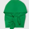 Capuz impermeável com cordões