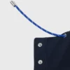 Capuz impermeável com cordão