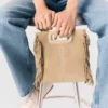 M Bag em camurça