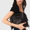 M Bag em pele lisa com franjas