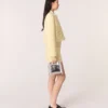 Mini M Bag em pele com relevo e corrente
