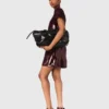 Mini-vestido bordado com lantejoulas