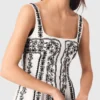 Mini-vestido com alças bordadas