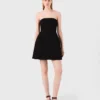 Mini vestido de linho sem alças
