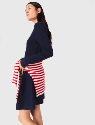 Mini-vestido de malha com saia evasê