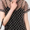 Mini vestido de tule bordado
