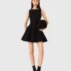 Mini-vestido de tweed com corte evasê