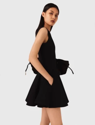 Mini-vestido de tweed com corte evasê