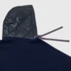 Poncho de lã com capuz