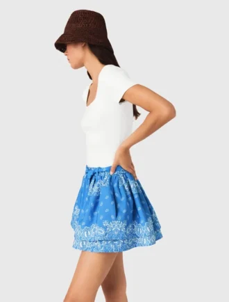 Saia com folhos estampada