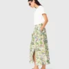 Saia maxi estampada com calções