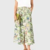 Saia maxi estampada com calções