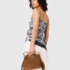 Top com estampado de frutas e smock