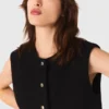 Top em tweed com gola removível