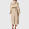 Trench coat com capuz removível