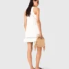 Vestido bordado em mistura de linho