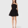 Vestido bustier em tule e organza