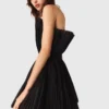 Vestido bustier em tule e organza