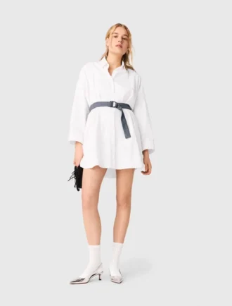 Vestido camisa com cinto contrastante