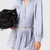 Vestido camisa esvoaçante com tachas