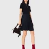 Vestido com gola polo plissada