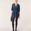 Vestido curto com folhos