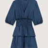 Vestido curto com folhos