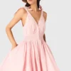 Vestido curto de algodão com corte evasê