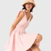 Vestido curto de algodão com corte evasê