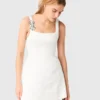 Vestido curto de cetim